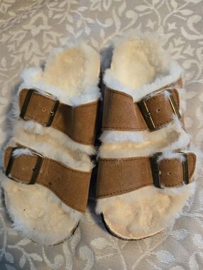 Women's Faux Shearling Double-Buckle Slide Sandals - Tan